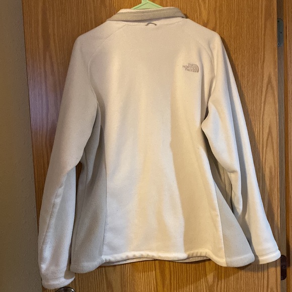 Gray & White Jacket - The North Face - Picture 13 of 16